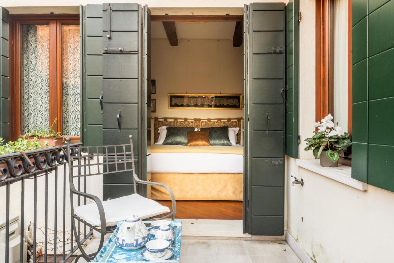 Garden Mansion With Private Mooring R&R Apartment Venice Luaran gambar